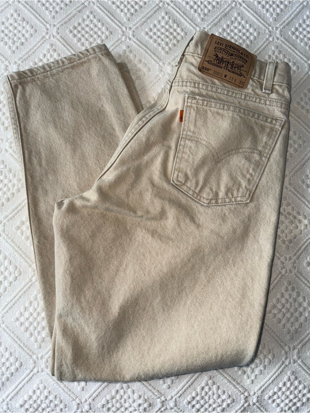 Vintage Levis 550 beige jeans (1996), size 33